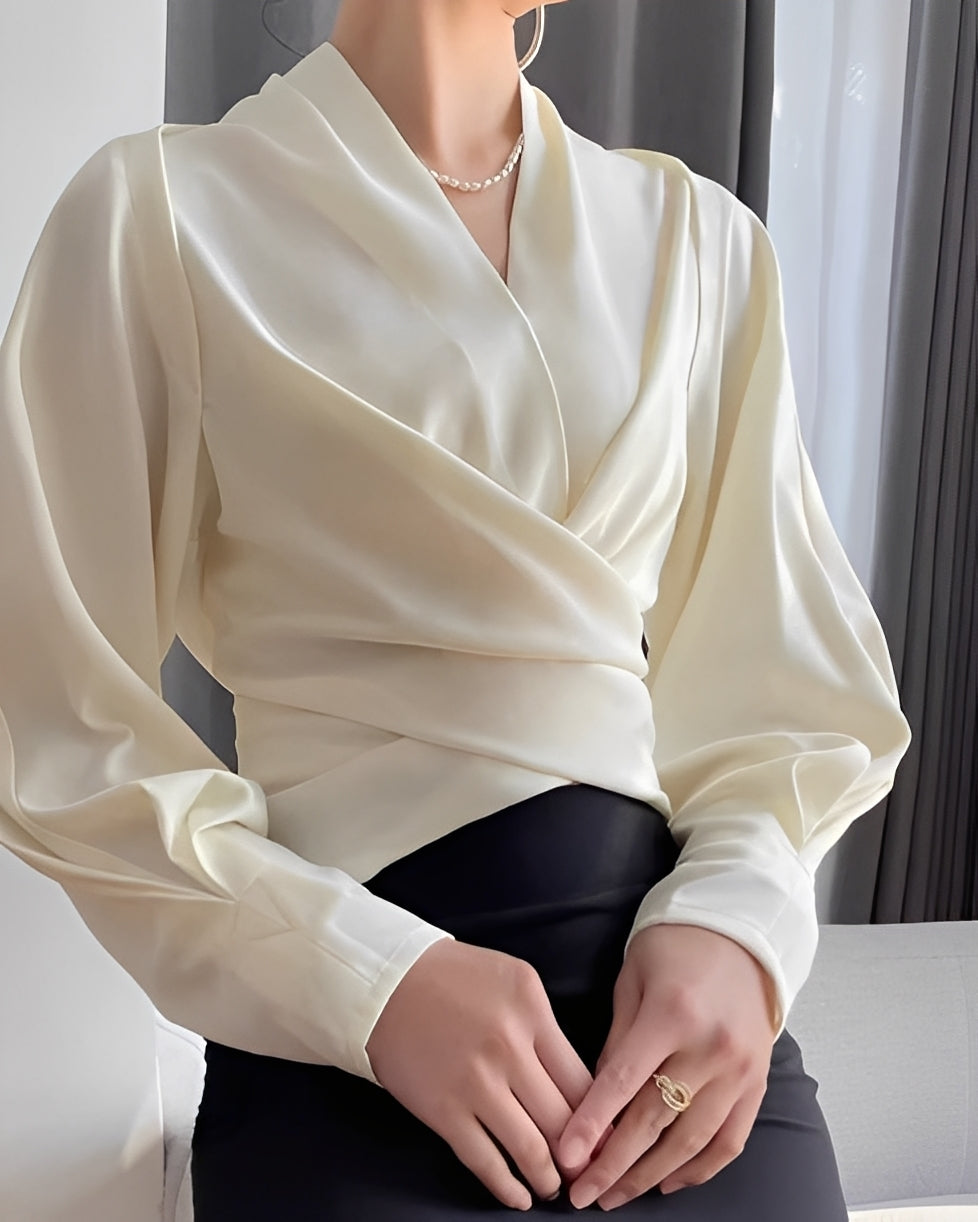 Annora - Elegante camicia di satin a maniche lunghe per donne 1