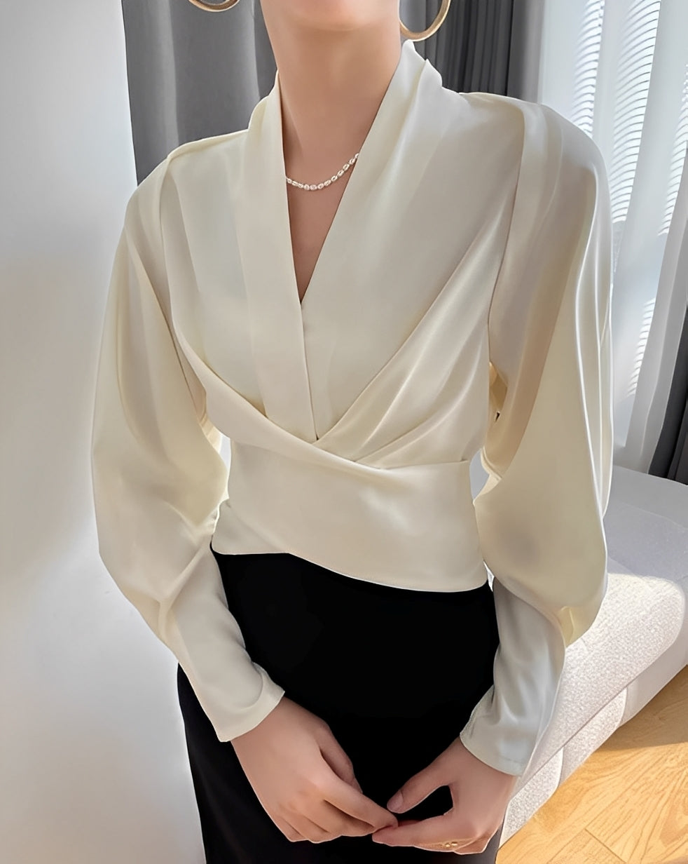 Annora - Elegante camicia di satin a maniche lunghe per donne 3