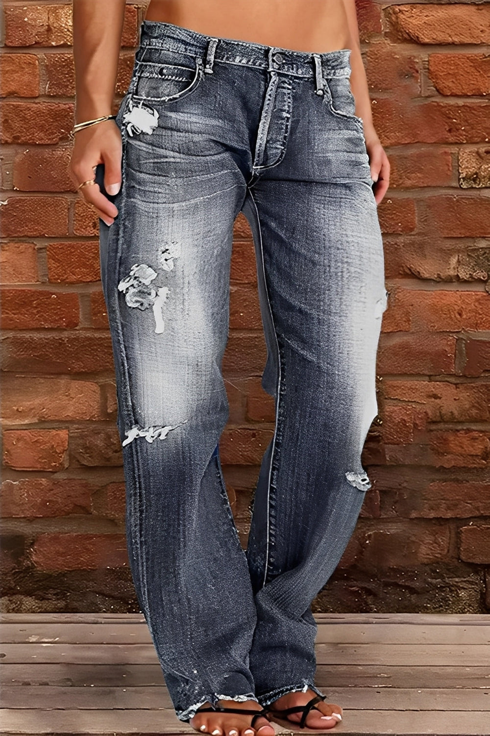 Demetria - Classiche Jeans Lavati a Vita Bassa per Donne 1
