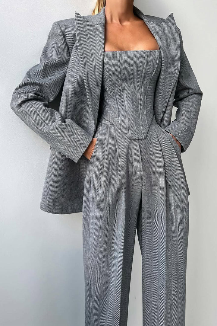 Dolce – Completo a Tre Pezzi con Blazer Doppiopetto 0