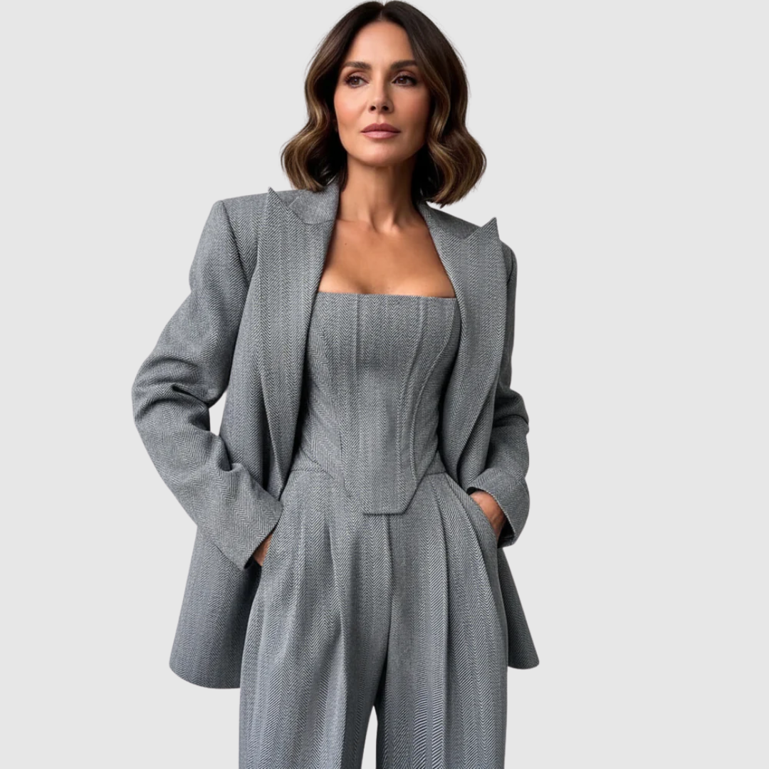 Dolce – Completo a Tre Pezzi con Blazer Doppiopetto 1