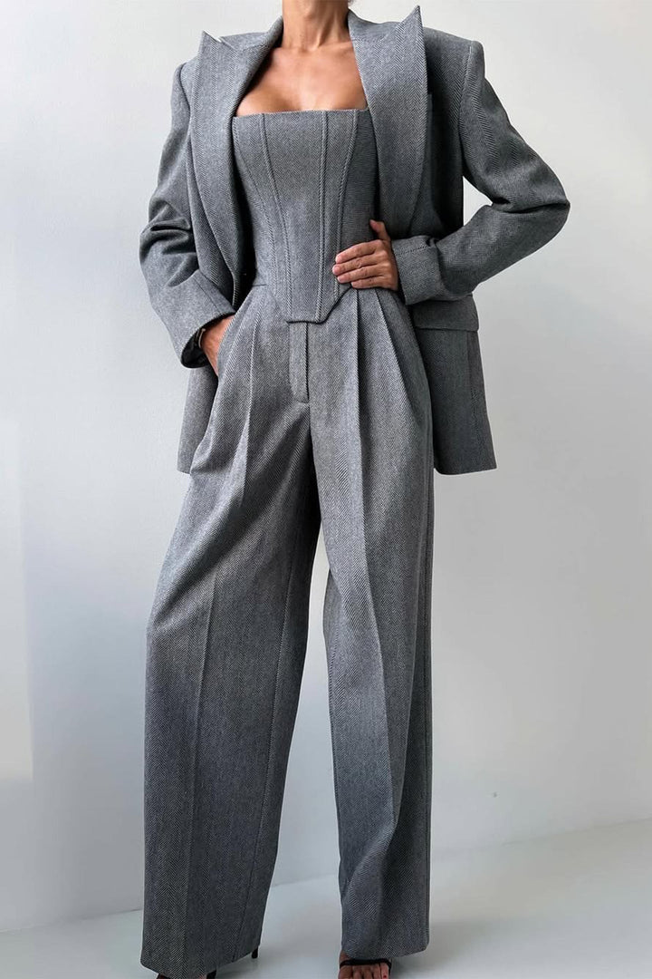 Dolce – Completo a Tre Pezzi con Blazer Doppiopetto 3