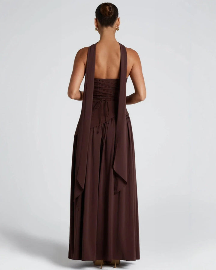 Elara™ | Abito Maxi Scultoreo con Scollo Halter e Spacco Profondo 2