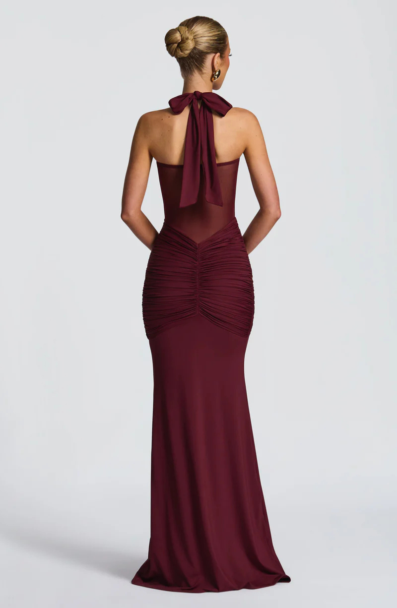 Elettra™ | Abito Lungo Halter con Drappeggio Scultoreo 2