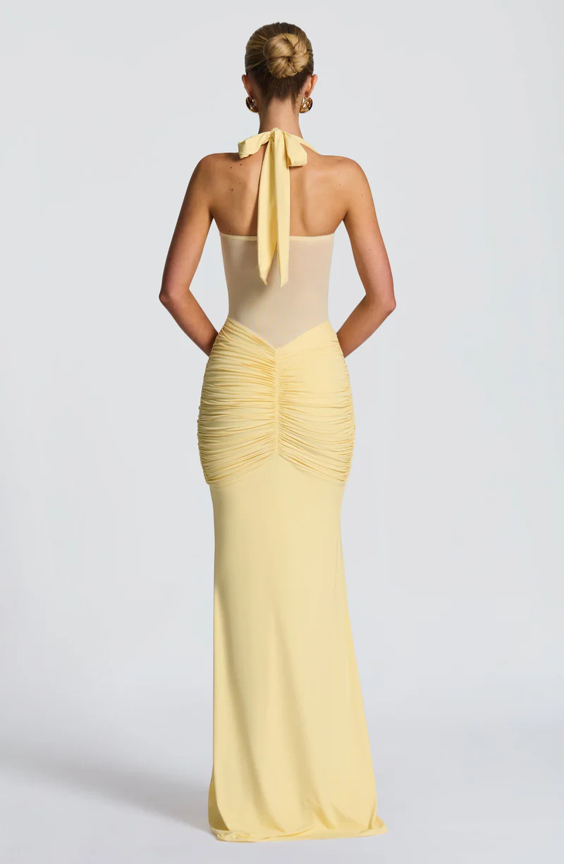 Elettra™ | Abito Lungo Halter con Drappeggio Scultoreo 7