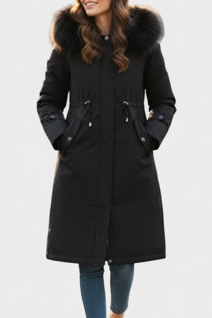 Giada | Cappotto Lungo con Cappuccio e Dettagli Chic 0
