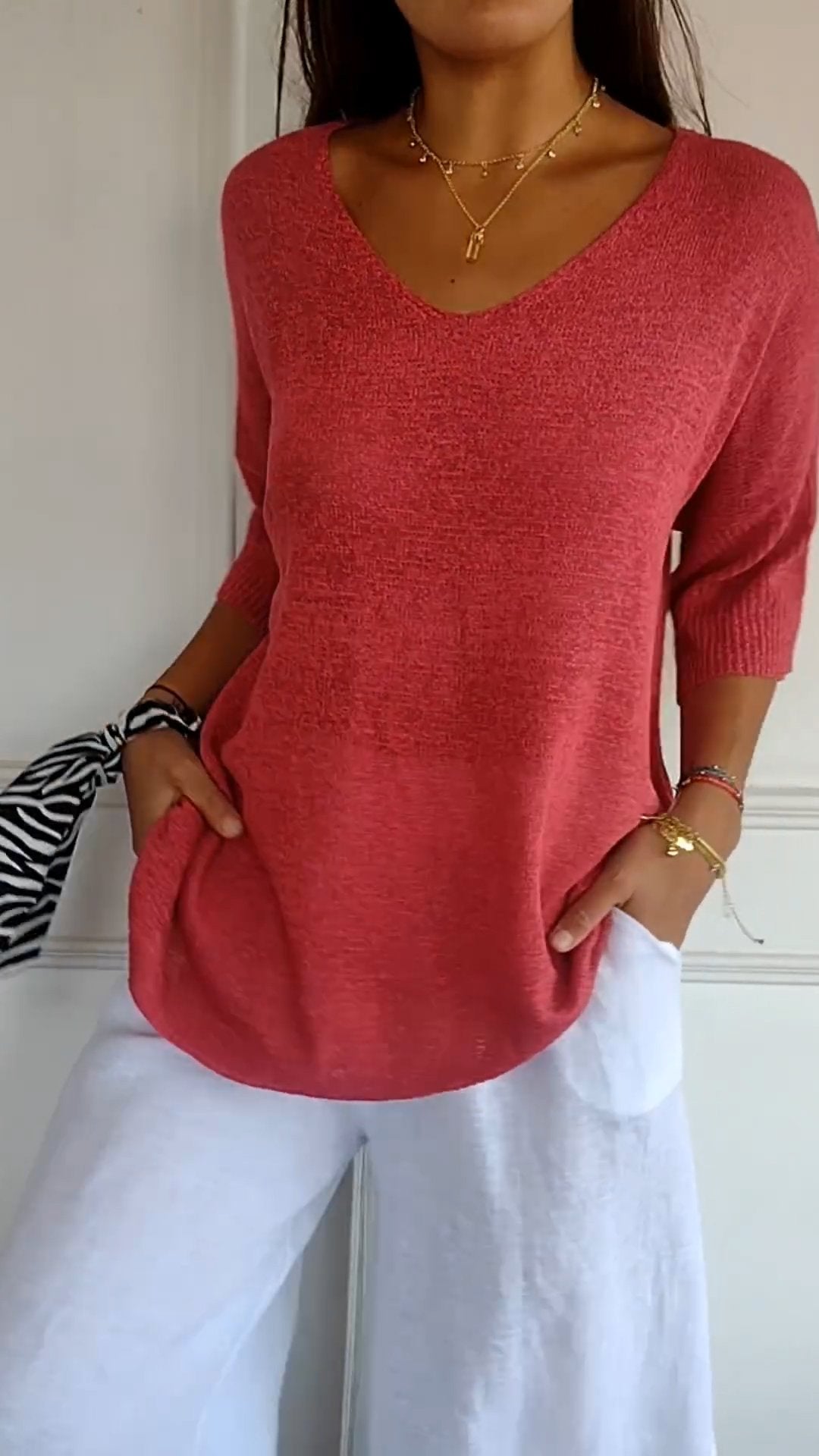 Jill | Top Intramontabile con Scollo a V 1