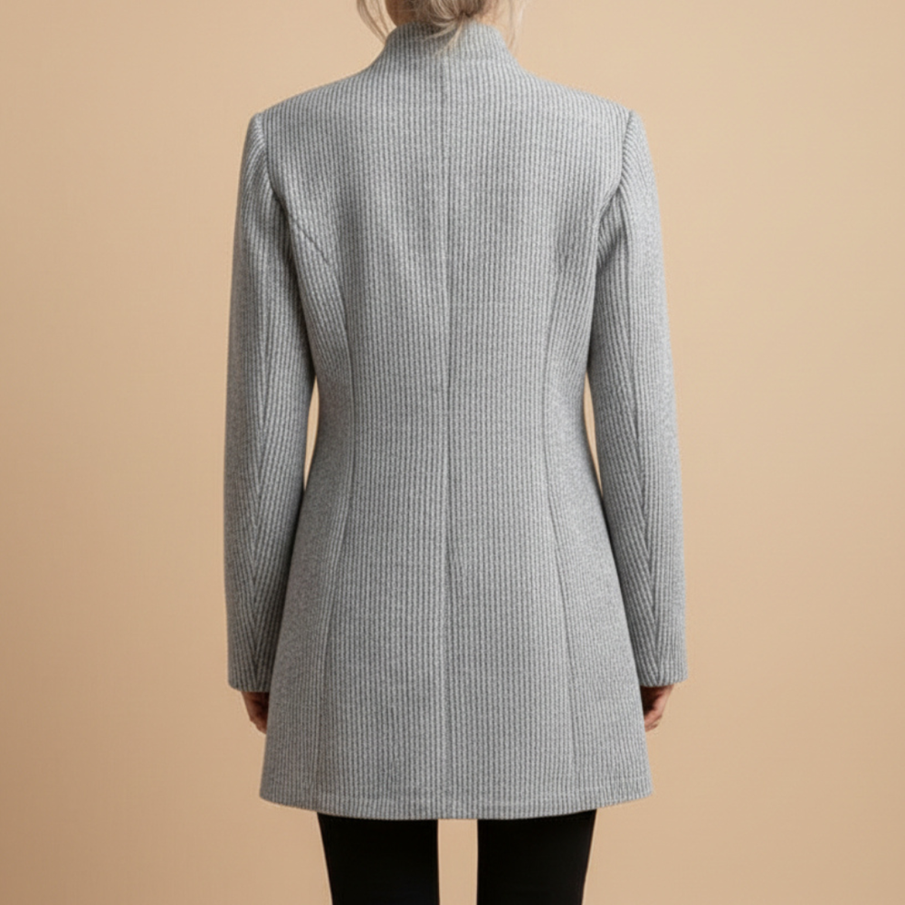 Laura | Giacca Elegante dal Taglio Aderente 1