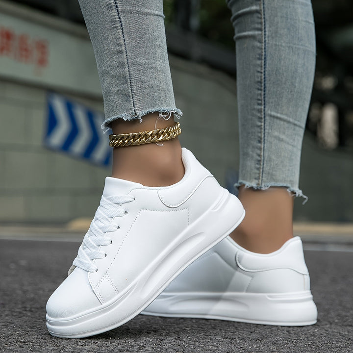 Layla - Sneaker in Pelle Bianca Donna per Stile Quotidiano 1