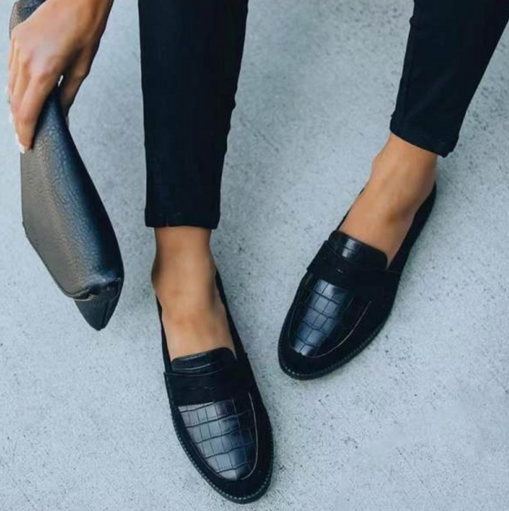 Leona - Eleganza e Comfort nelle Scarpe 0