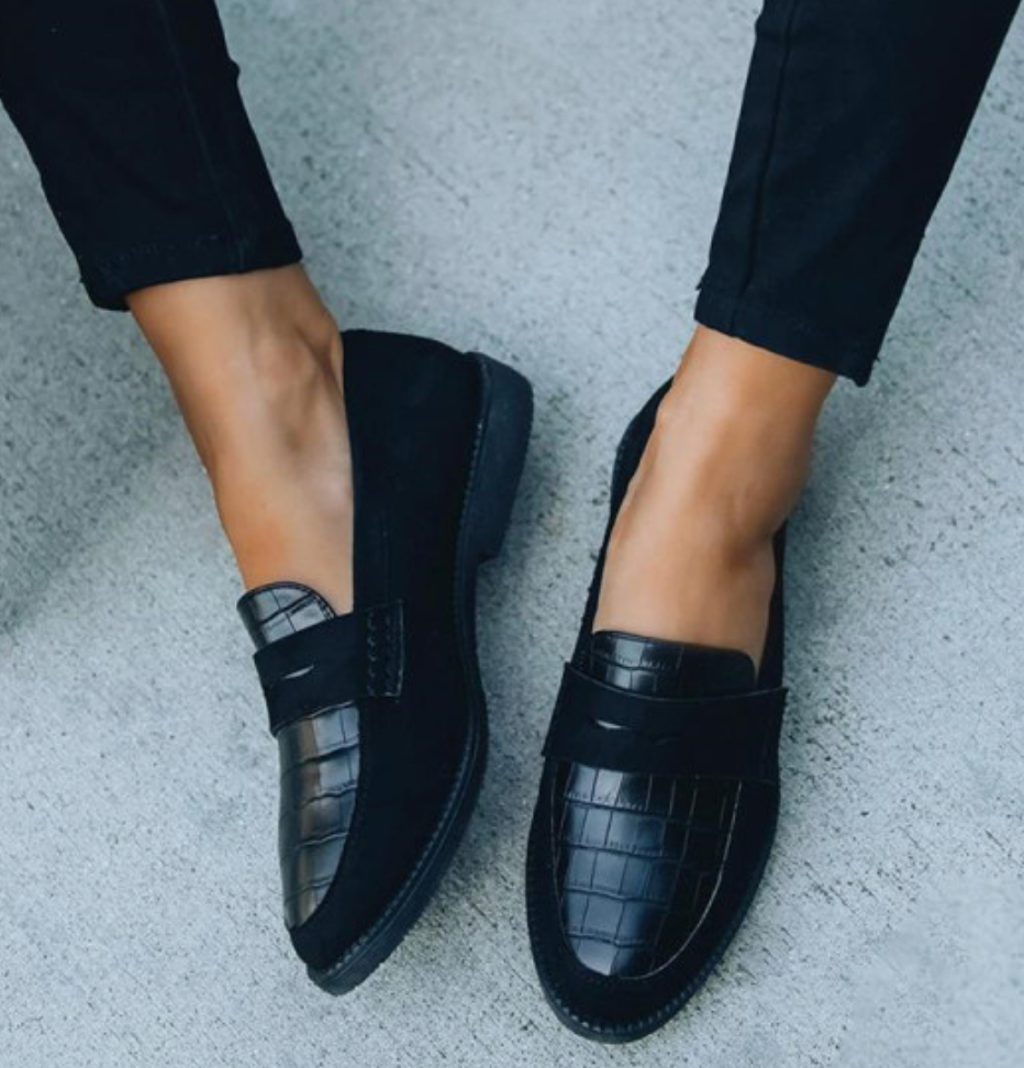 Leona - Eleganza e Comfort nelle Scarpe 2