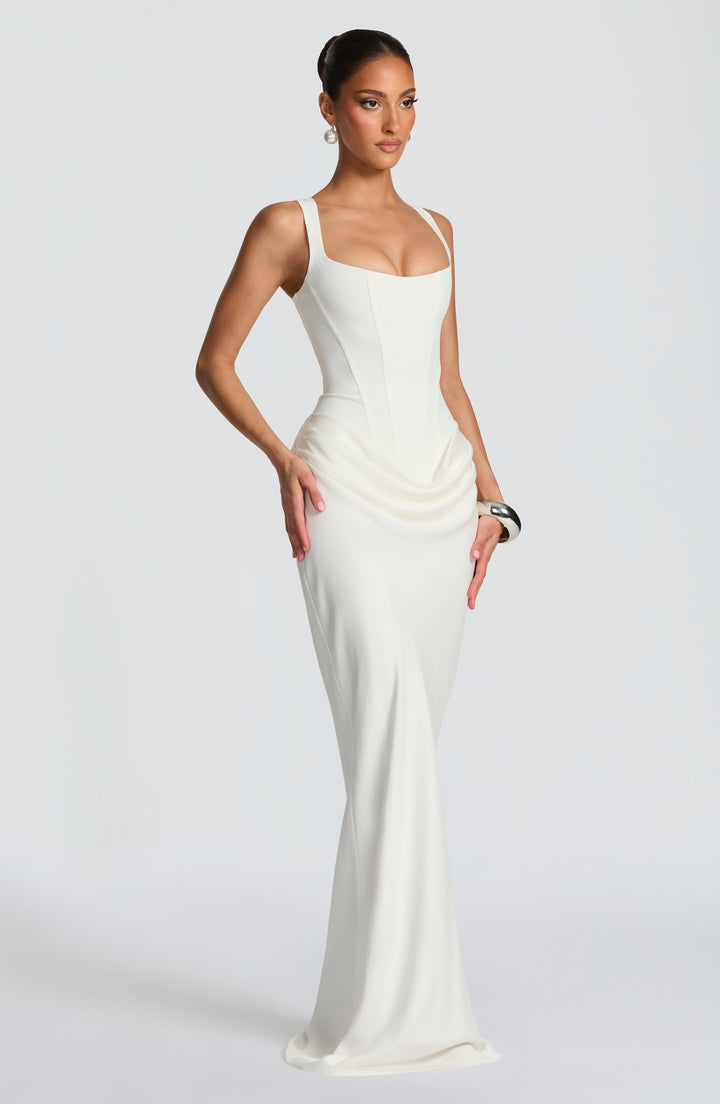 Leonor™ – Abito Maxi Elegante con Scollo Quadrato 7