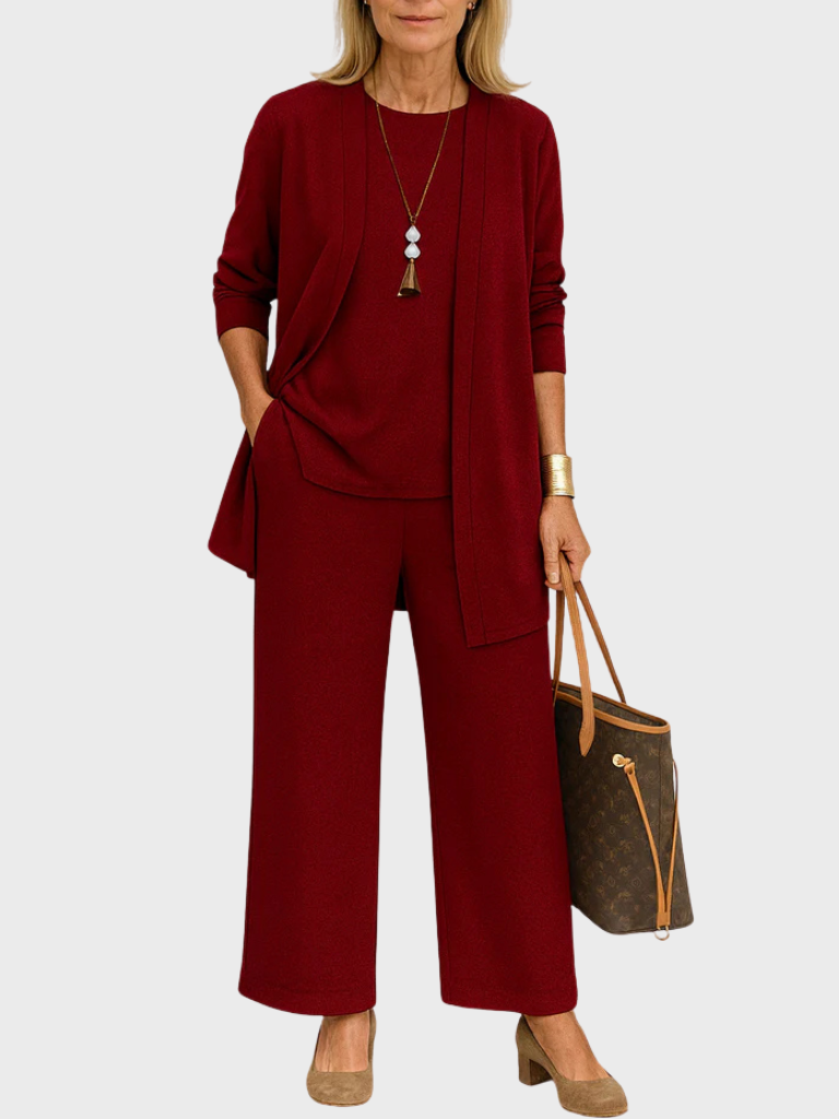 Mara | Completo Elegante e Confortevole 0