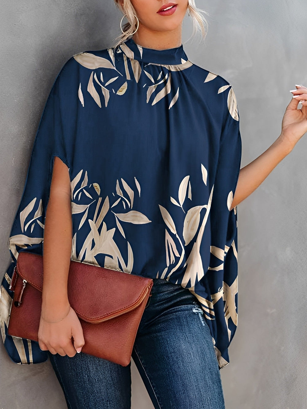 Nicola - Camicetta elegante con flair per donne 1
