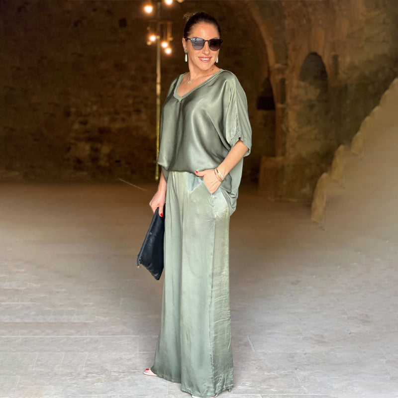 Pauline | Completo in raso lucido 0