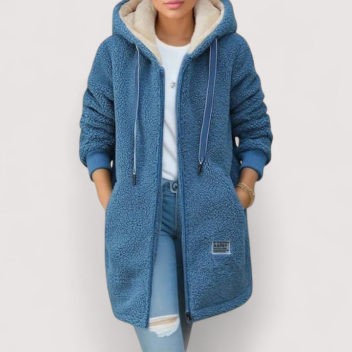 Selena | Giacca in Pile con Cappuccio 0