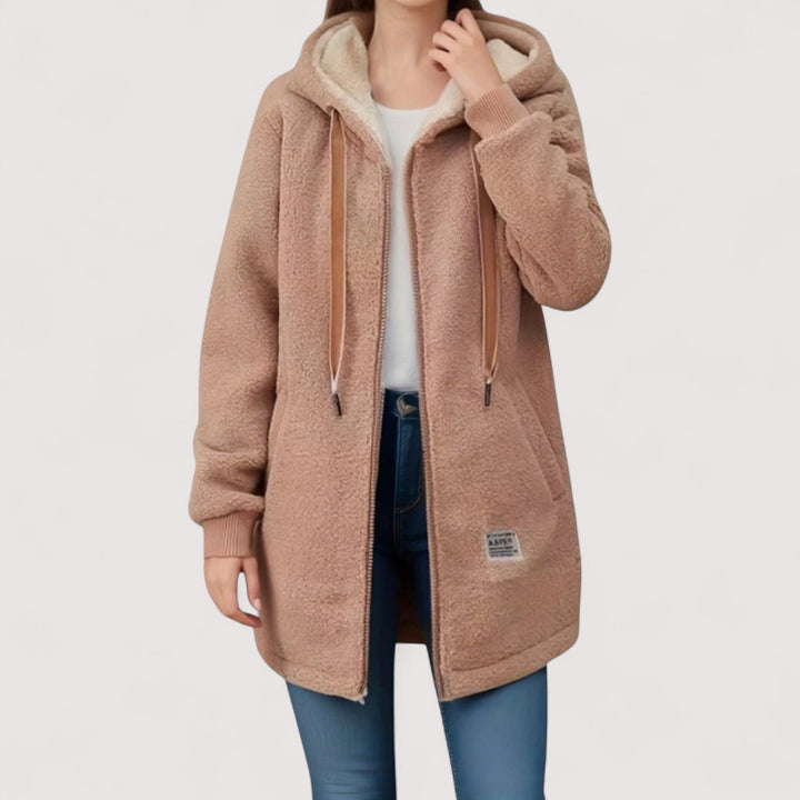 Selena | Giacca in Pile con Cappuccio 2