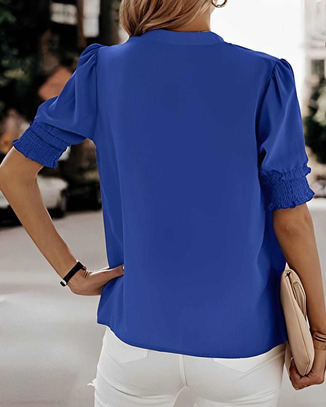 Sophia – Blusa con Scollo a V e Maniche Corte 2
