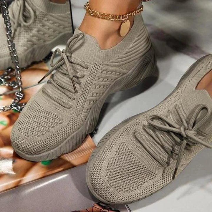 Suellen - Sneakers ortopediche in mesh da donna 7