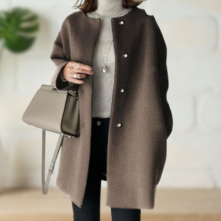 Trude | Cappotto Medio Elegante in Lana Morbida 1