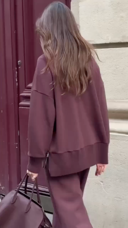 Valentina – Set in maglia con felpa morbida e pantaloni eleganti 4