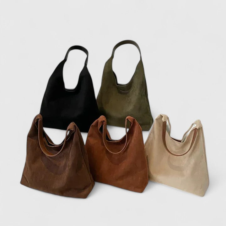 Borsa Cassia tote color marrone castagna, vista frontale, su sfondo chiaro